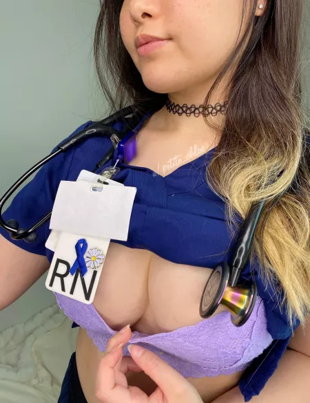 I need to do a head-to-toe assessment on you 😉 by petite_chloe