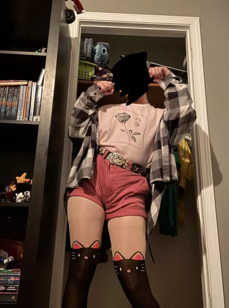 I need to do this with a skirt :00 by ChiyokoYumehara