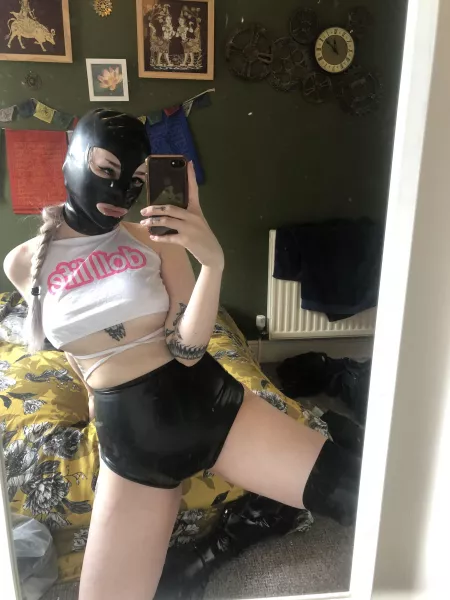 i need to take some more latex pics but thought this would be appreciated anyway! by double_clone