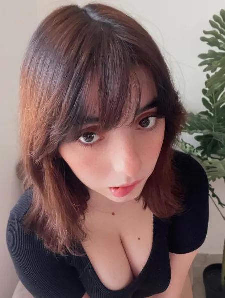 I never know if lip bites are hot or not by defiantpanda0