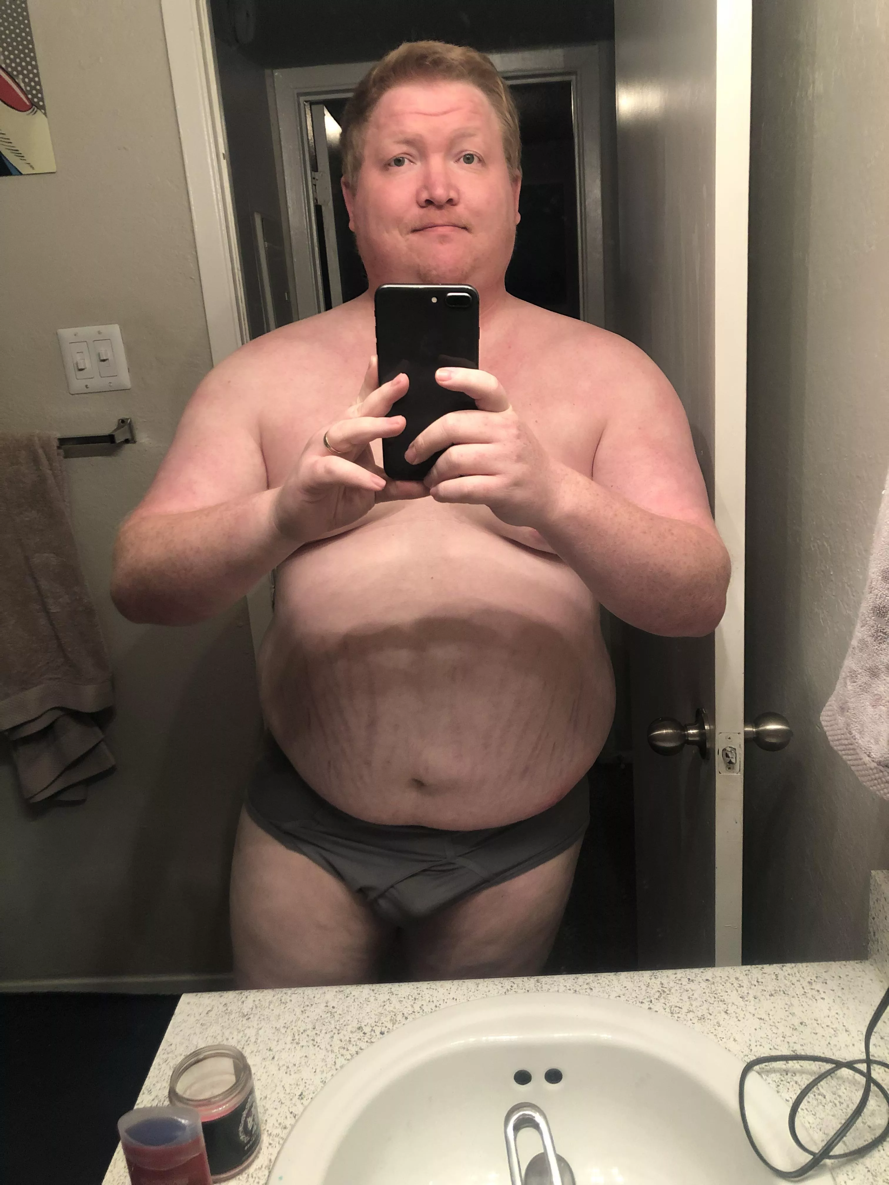 I normally don’t show my face but I was feeling very good about this photo posted by Jumpy-Lingonberry651