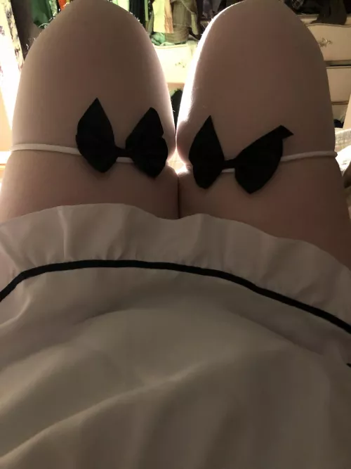 I only have a thigh gap when I wear thigh highs 😉 by fairy-emoji