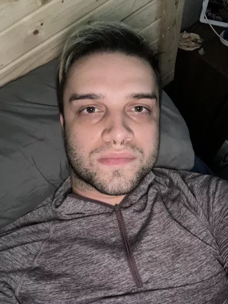 I play destiny/overwatch/apex on Xbox. by sloppyotter93