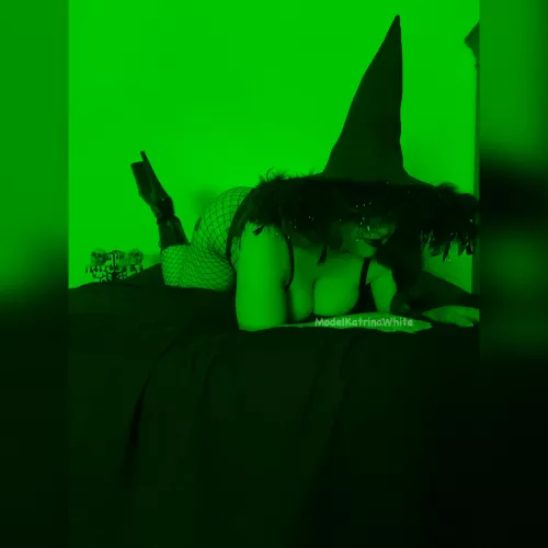 I put a spell on you... or maybe my cleavage did ;) by modelkatrinawhite