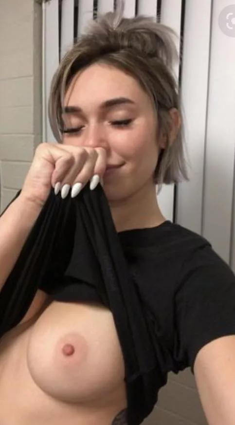 I rate girls nudes💦💦 posted by Choice_Firefighter_3