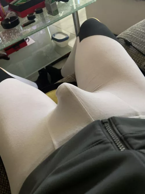 I really enjoy how exaggerated detailed this pants outlines my cock in detail and makes an extreme bulge! by AustrianAlpha