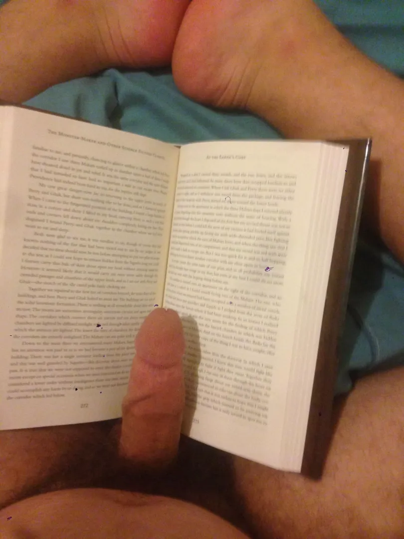 I really like collections of short stories posted by Leo_Dekalb