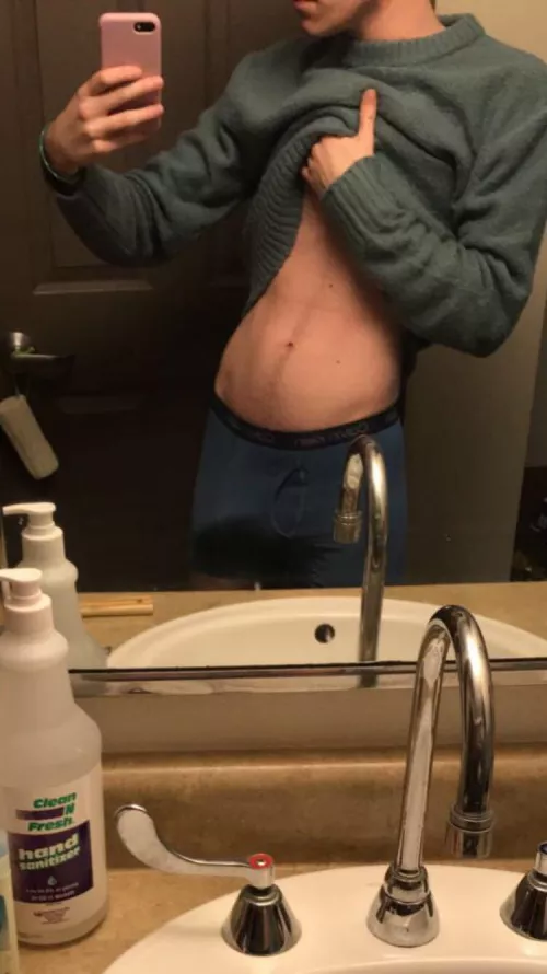 I really like how I look here by Mellophunny