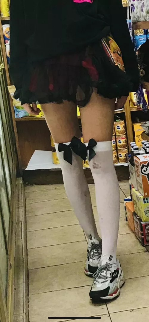 I really like this look I did for Halloween. Anyone know where I can get more like this :) 🥰 by New_Extension_6173