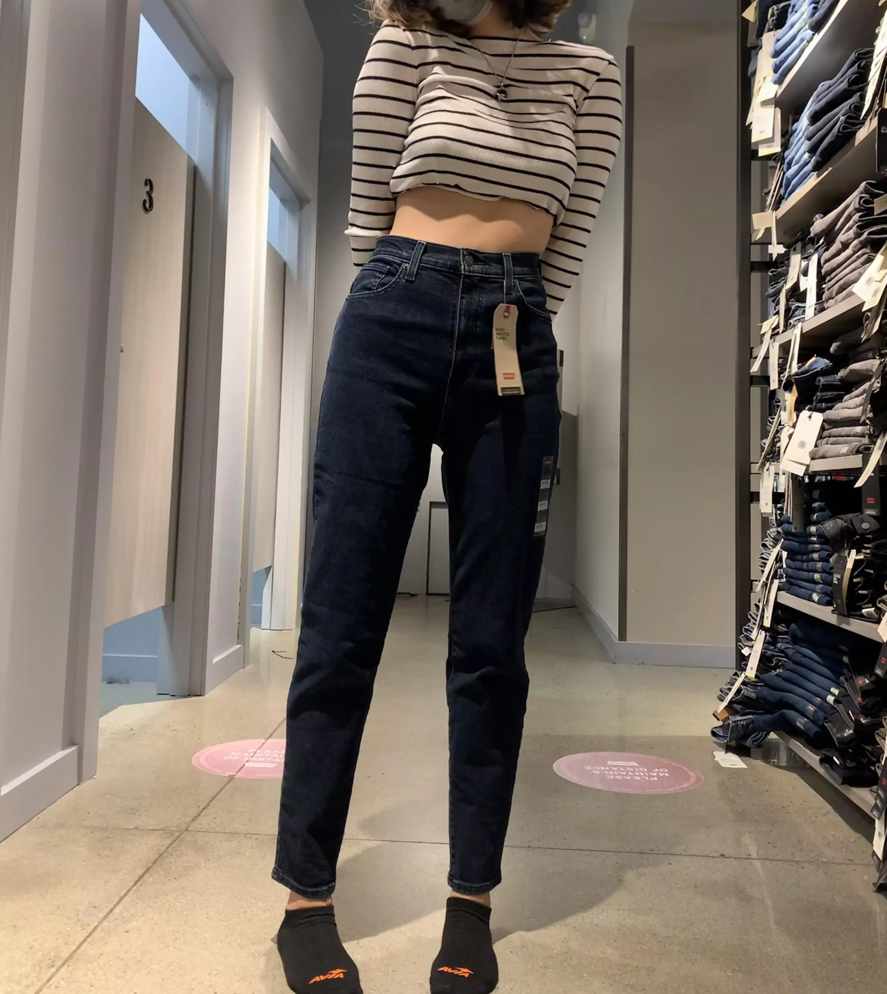 i really love the way this shirt hugs my tits. i hope you do too😘 posted by PrincessErikaa