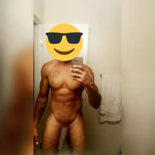 I really want a hot wife to sit on my cock! by OVO1023