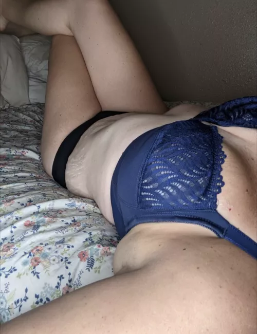 I really want a room full of dick waiting on me when I get home from work! by dayhumper15