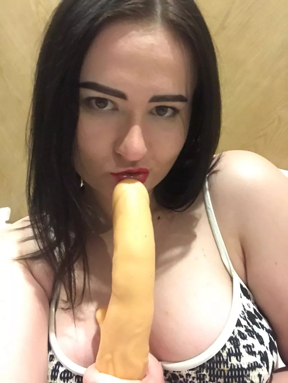 I really want your cock right now. I😉 want it between my tits and wherever you want it.😋👄💋 My OF link below posted by Featheinactkh