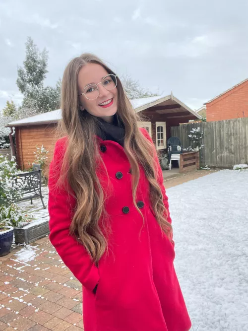 I recently got glasses 🤓 Do you think they suit me?❤️ by BabeBarefoot