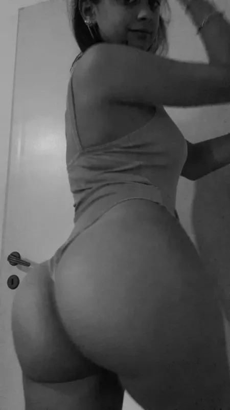 I recently turned 18 🍓 LOTS of content on my page 🍓 HONEST cock ratings 🍓 Dirty sexting 😊 Customs 😊 GFE 😊 Lots of fun! 🍓 Come say hi right now 😁 by StrawberryMiaOF