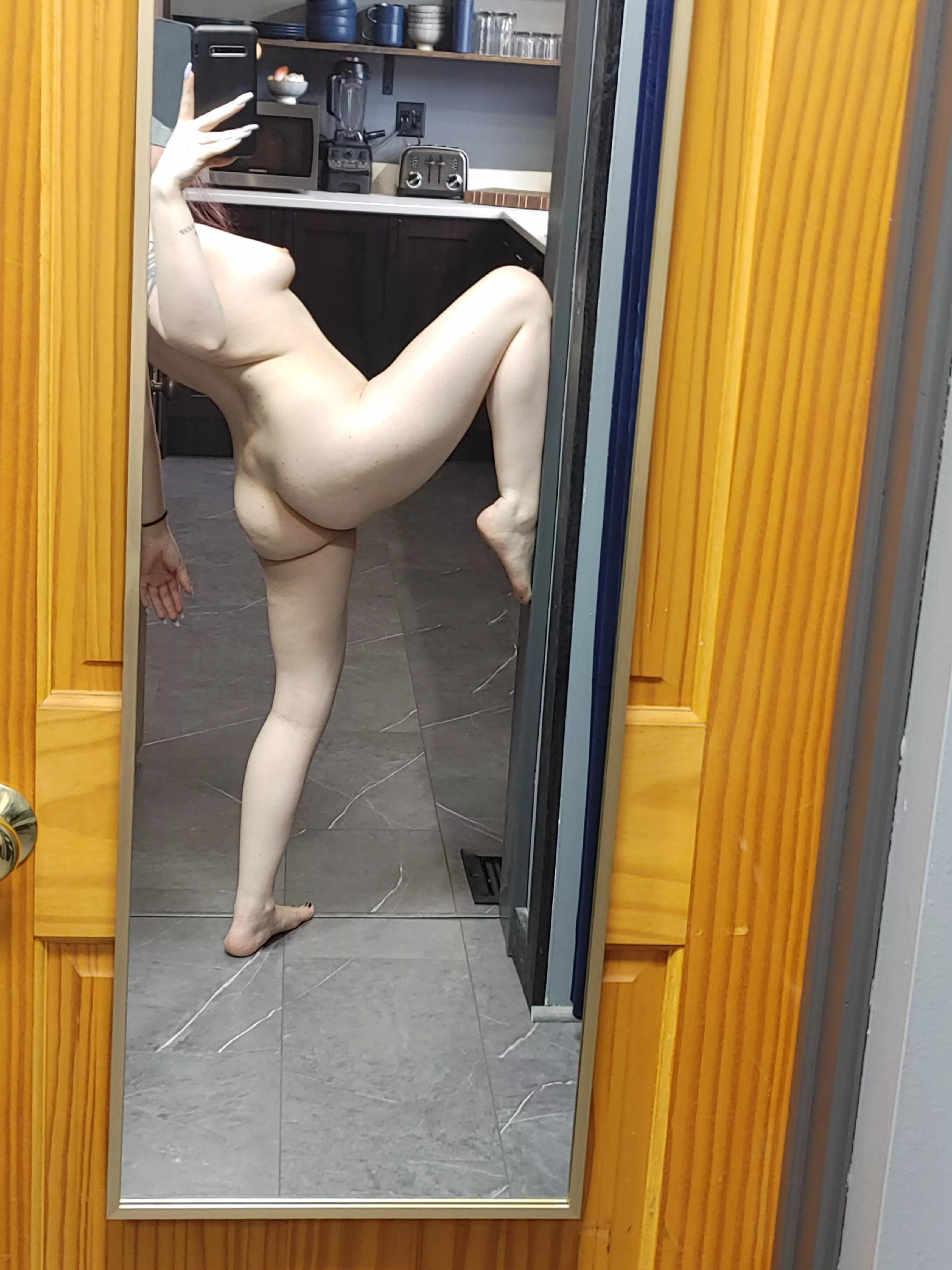 I rented an Airbnb to film bday content in posted by LilRedVelvettt