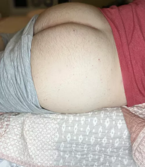 I roll over while sleeping and you see me like this, wdyd? 😏🍑 by noahthenurse04