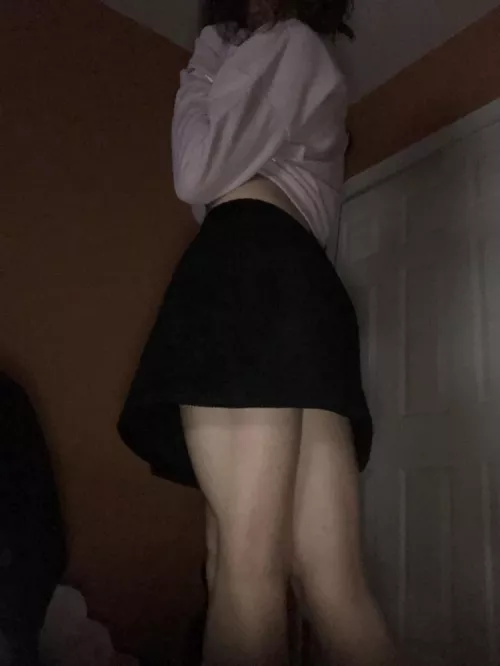 I see you peeking ;) by CookiecutterKitty