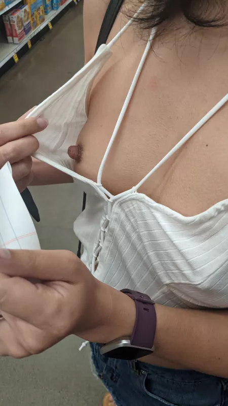 I see you trying to get a peek, I'll help! by something04something