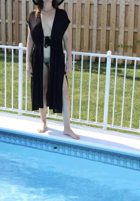 I should have pulled them out but they are under there. Didn’t want the neighbors getting too much of a show.🥰 by laylarose7