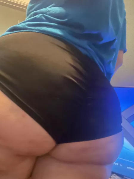 I should wear these more in public 😜 by imadragoninflesh