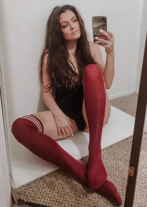 I showed u my socks pls respond by Ohyeahnototally