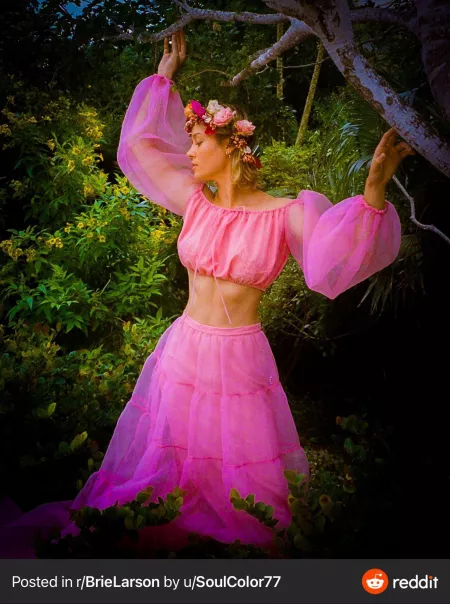 I simply have not been giving Brie Larson enough attention. by shepard1113