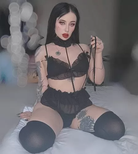 I so want to hear how you would punish me, it's incredibly very harder me by Miss_Luna1