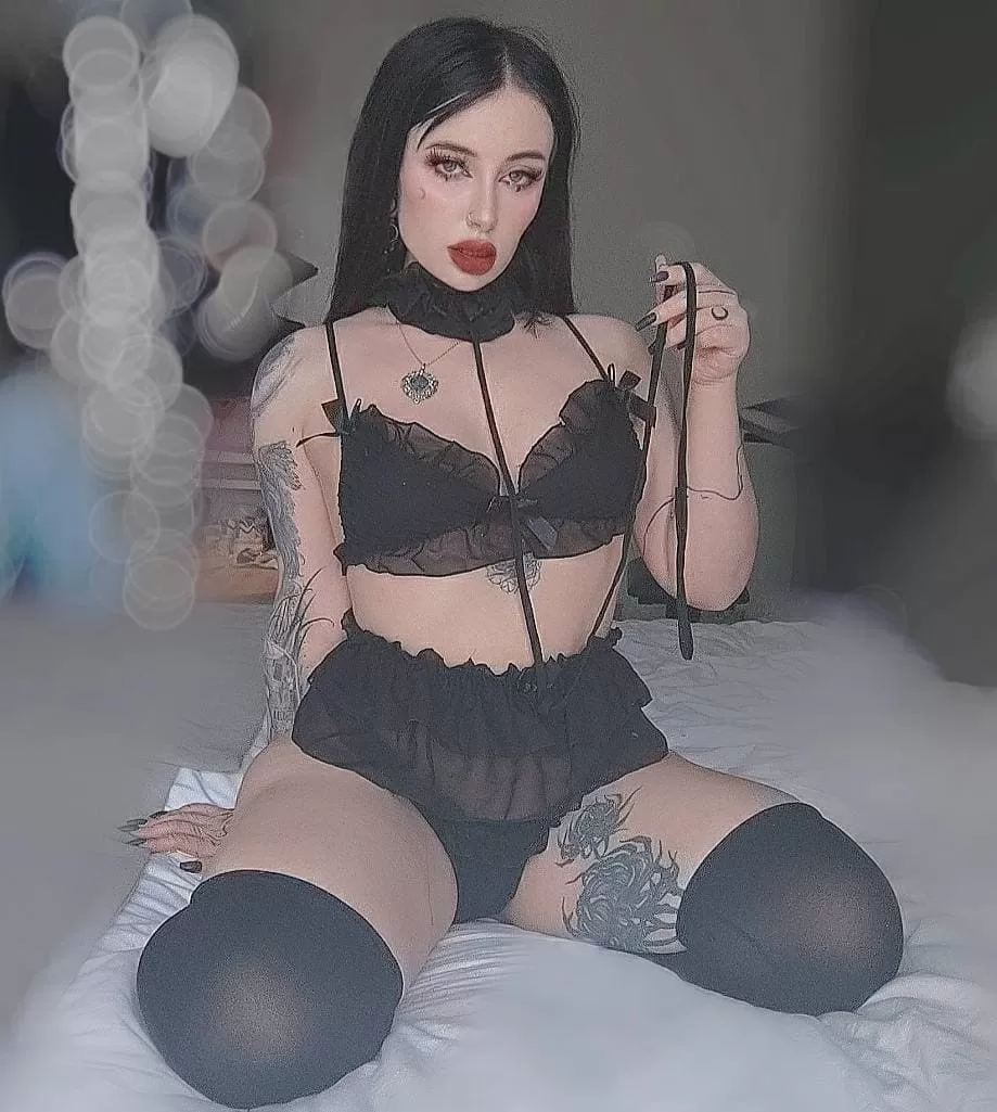 I so want to hear how you would punish me, it's incredibly very harder me posted by Miss_Luna1