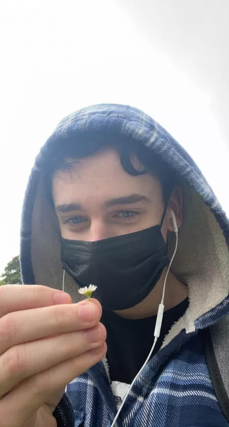 I still have a cute side by iopdat