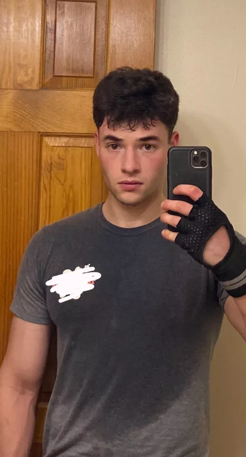 I sweat way too much at the gym by WolfieZee