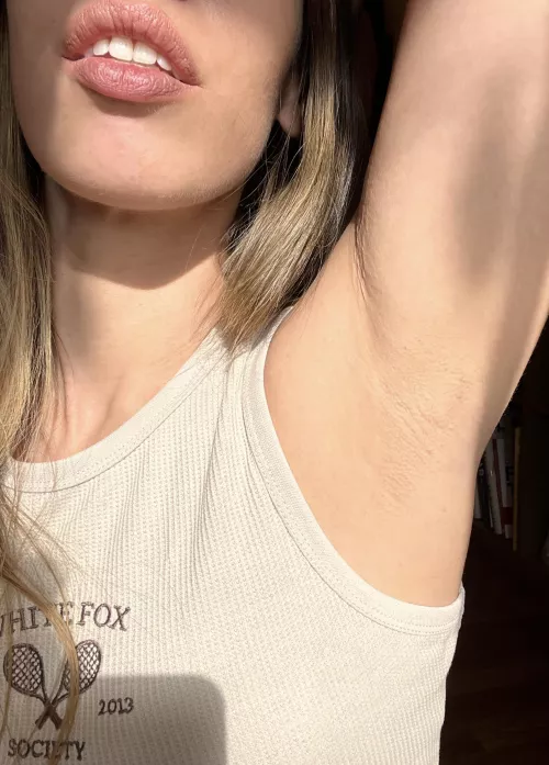 I taste sweet, have a taste. 😏 by cutesyfitfeet