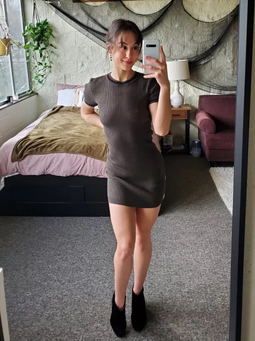 I think boobs look better braless in clothes than naked by RevolutionaryElk1210