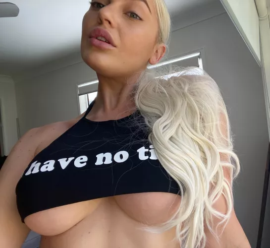 I think I got the wrong shirt by auroraangel20