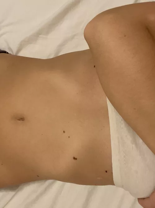 I think I have cute bellybutton 😏 by shaimasked