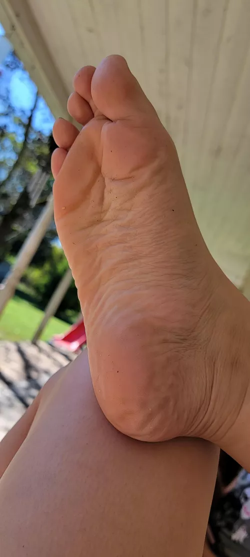 I think I have great soles by FreyaGal
