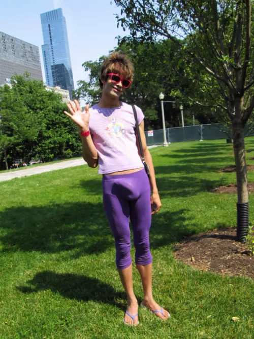 I think I might've been a little too happy when I visited Chicago last summer. Can you tell? :D by sorcerykid