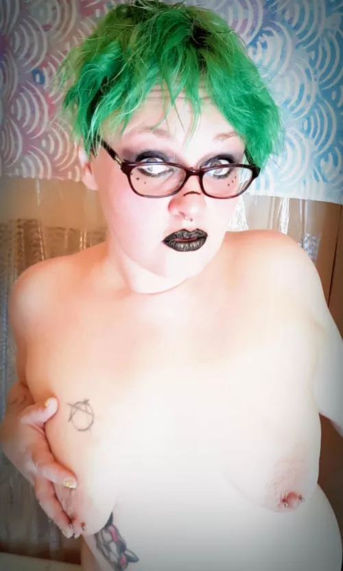 I think I need to stop being lazy and spike the 'hawk by PaigeKyrrn