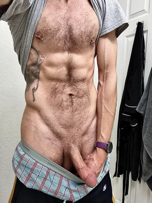 I think I’m addicted to showing myself off ? I hope everyone likes it as much as I do by 4in_is_enough