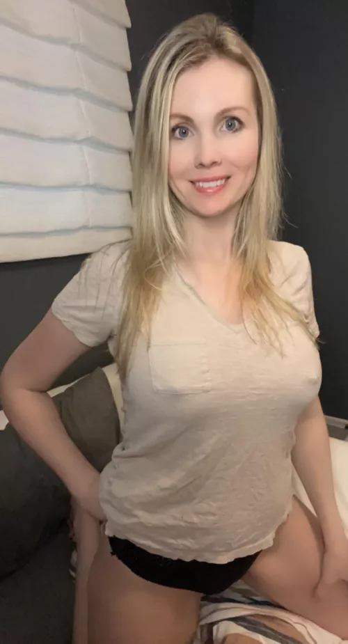 I think i’m into this shirt.. by Impossible-Fix2973