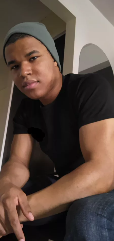 I think I'm looking pretty good lately! by JarvisBaileyVO