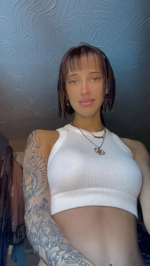 I think long hair is over rated anyway by keeleykat2