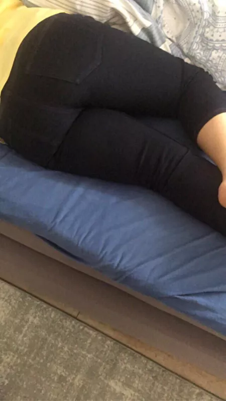 I think my mom got fucked last night… by adxat