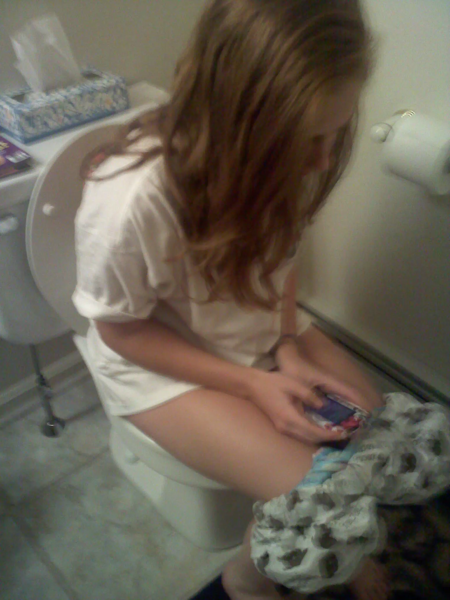 I think my mom has the same phone case as this girl posted by CatpainTpyos