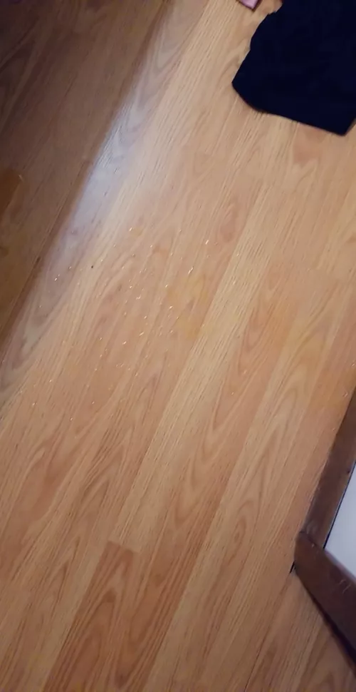 I think there is a leak in my house💦💦💦😈 by miss_taylor96