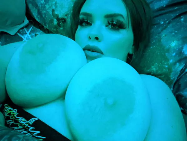 I think they are plotting to smother me.. by lyssiegrantonlyfans