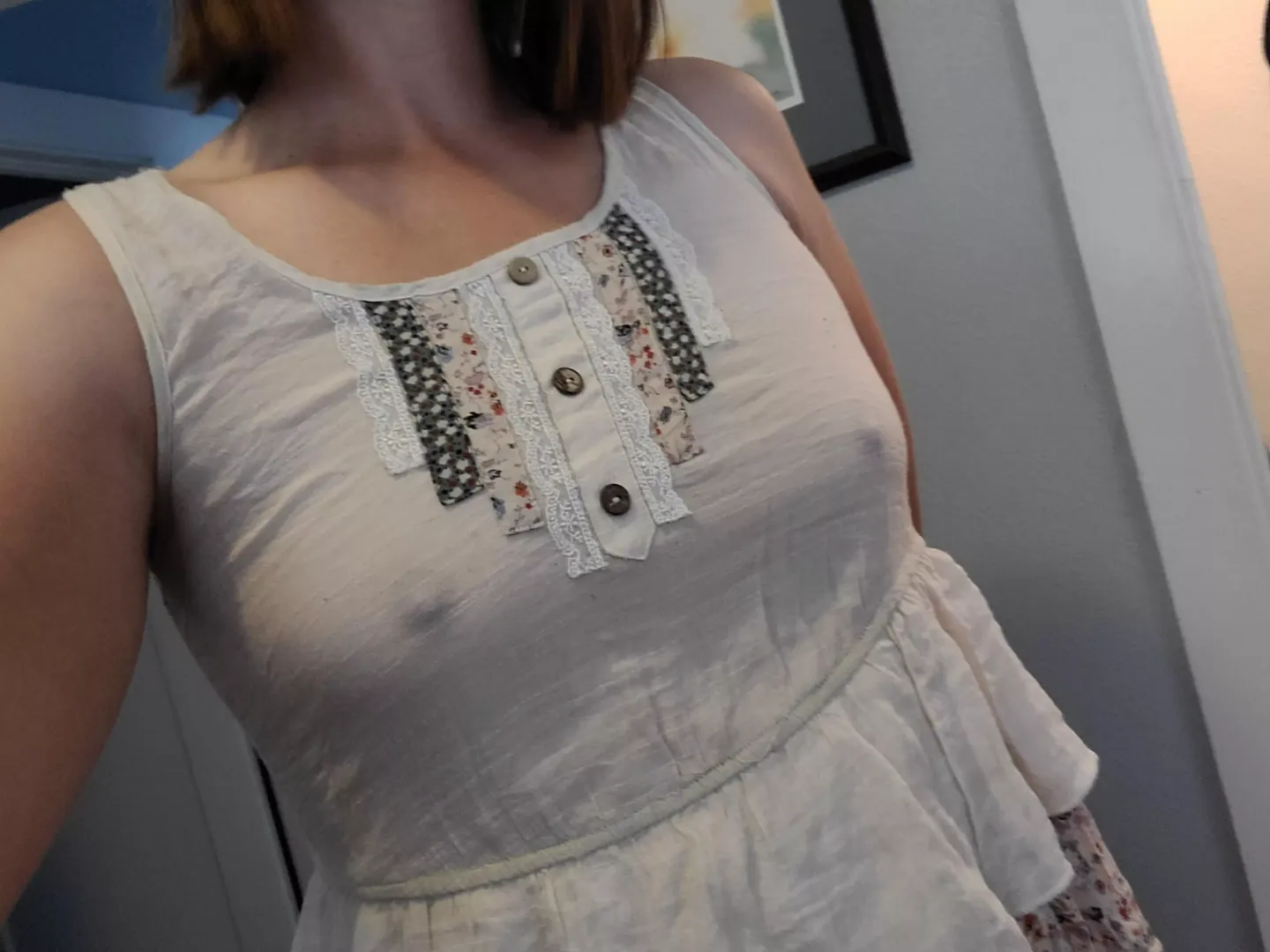 I think this dress looks better without a bra posted by Ebrennan42