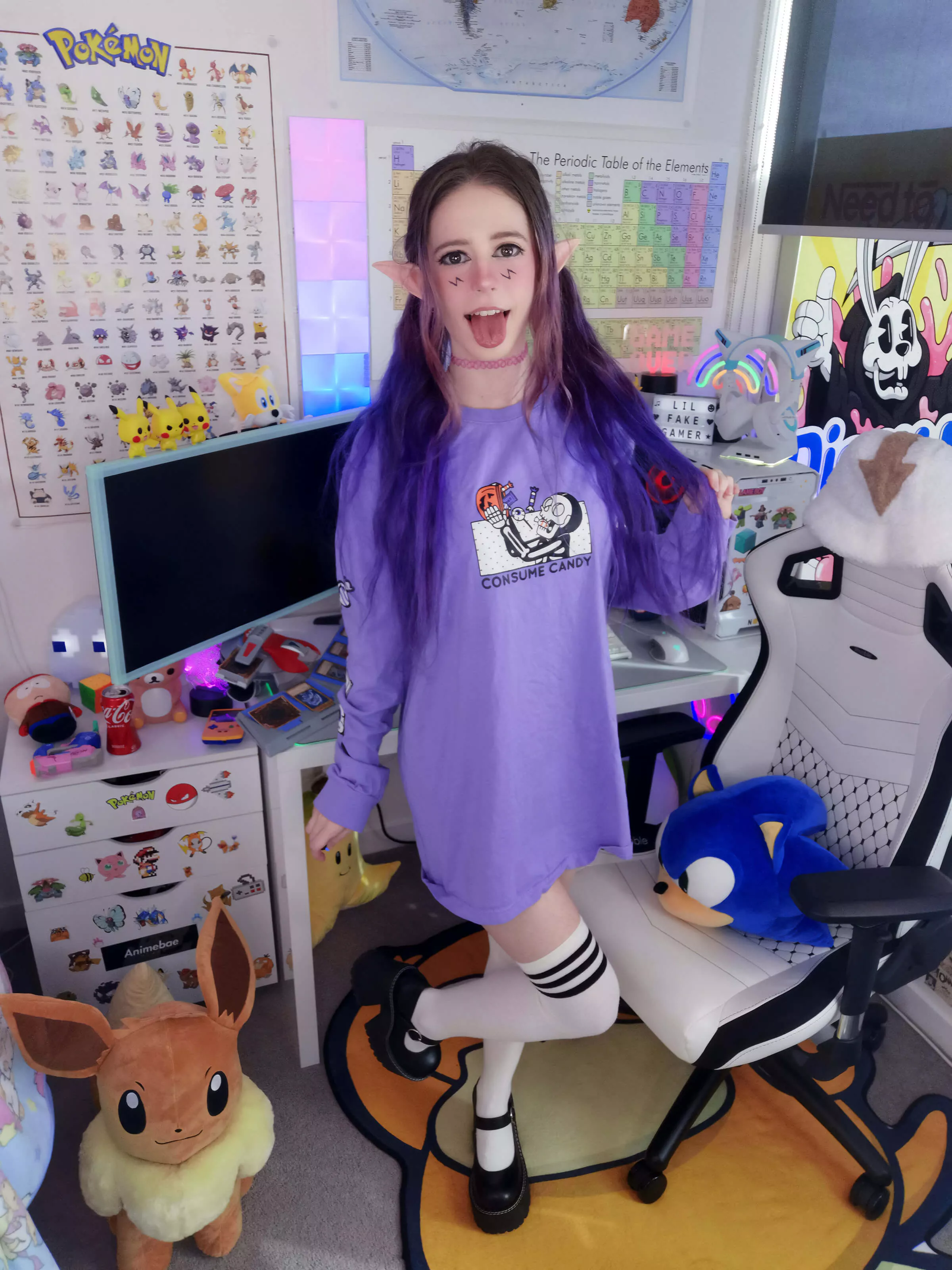 i think we both know I'm keeping the shoes on 😏🍭 posted by lilfakegamer