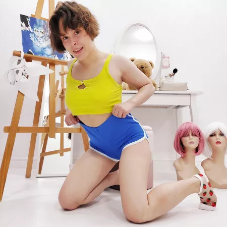 I think yellow and blue make perfect combination ≧◠‿◠≦✌ by PokeMeBoy