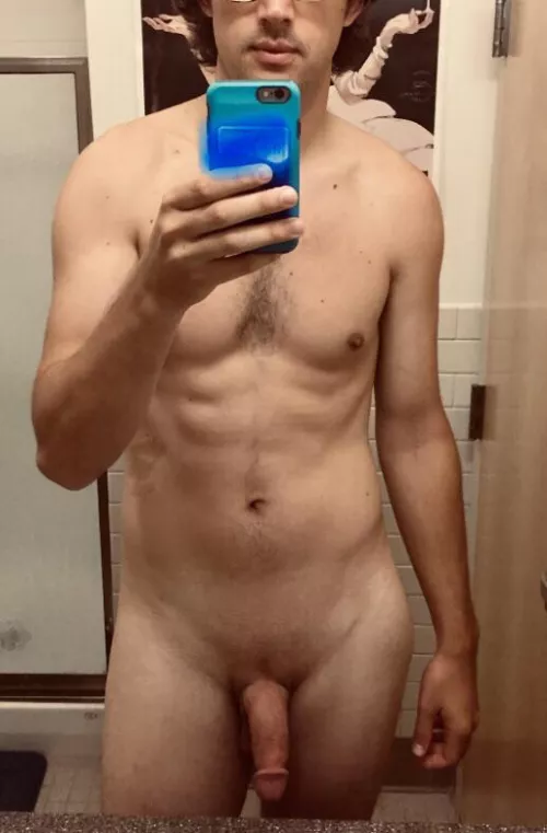 I used to be really shy. Thoughts? [M] 27 215lbs 6’5” by AchillesOO9